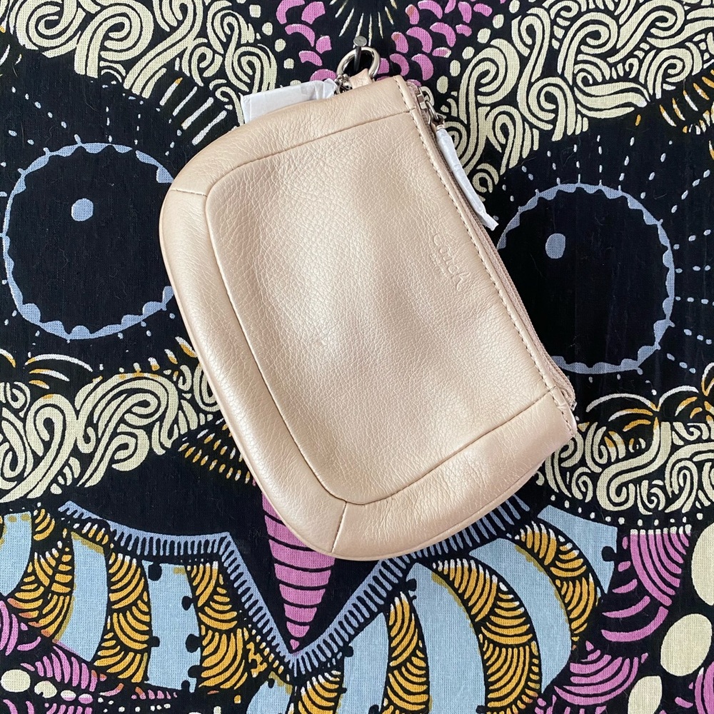 NWT Coach Kristin Wristlet-Clutch Champagne